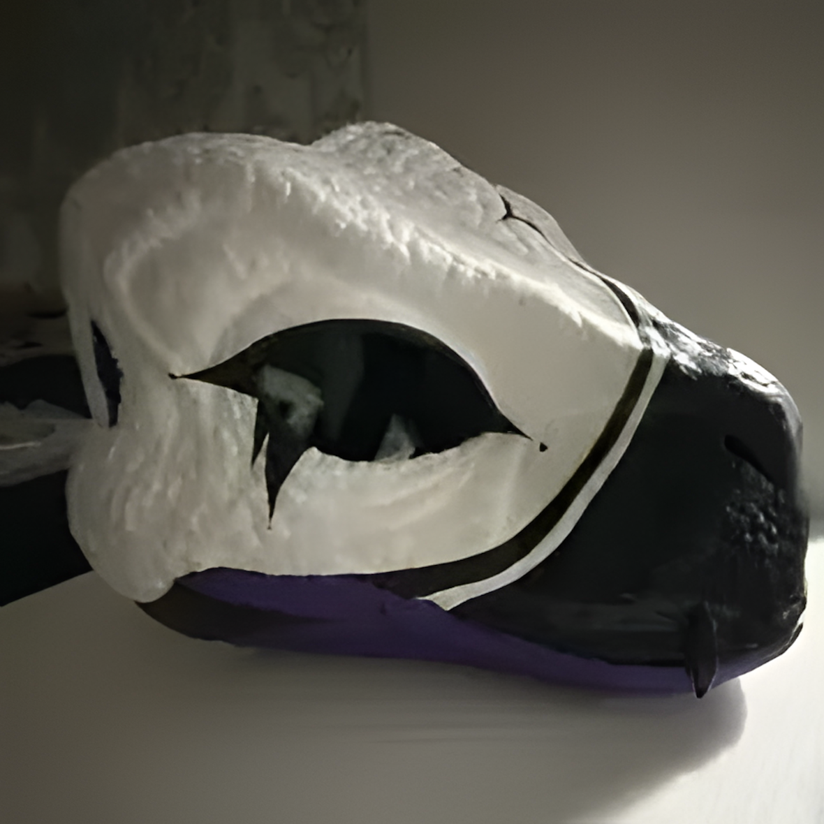 Fursuit raptor mask (21)