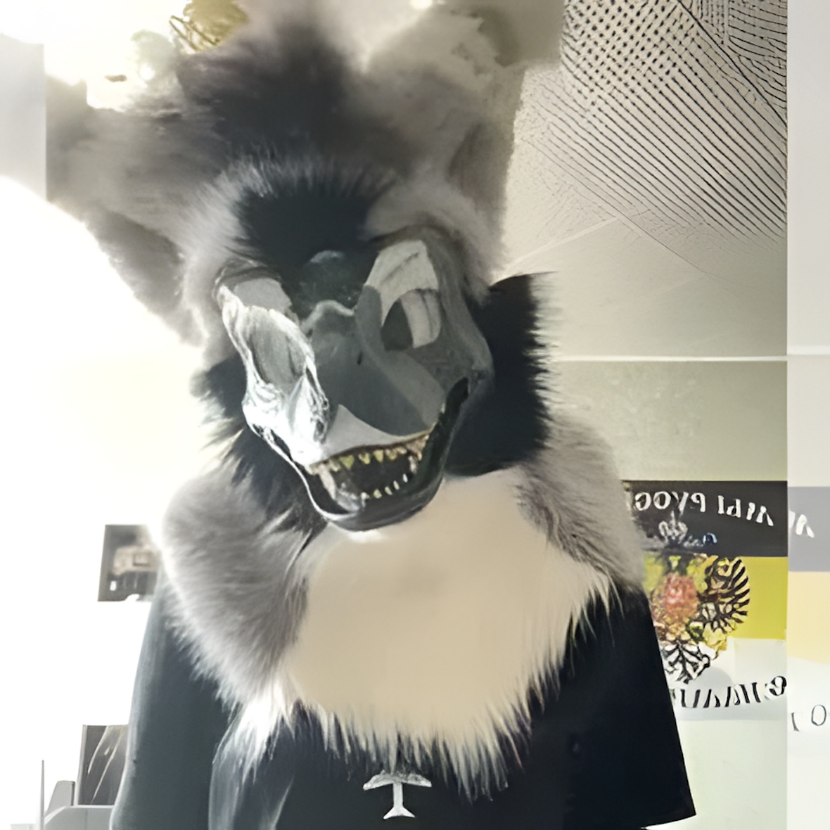 Raptor fursuit (3)