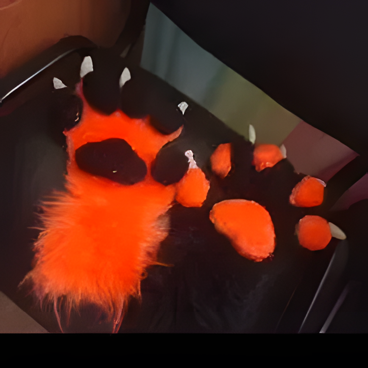 Furry raptor mask (3)